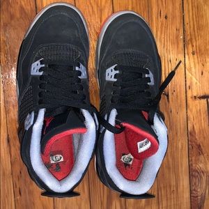 Jordan 4s Retro Red Breds